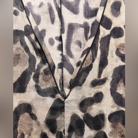 Ramie animal print tunic blouse - Picture 6 of 8